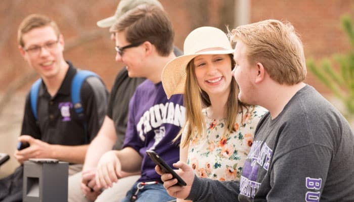 FL-Students-sitting-outside-700x400-c