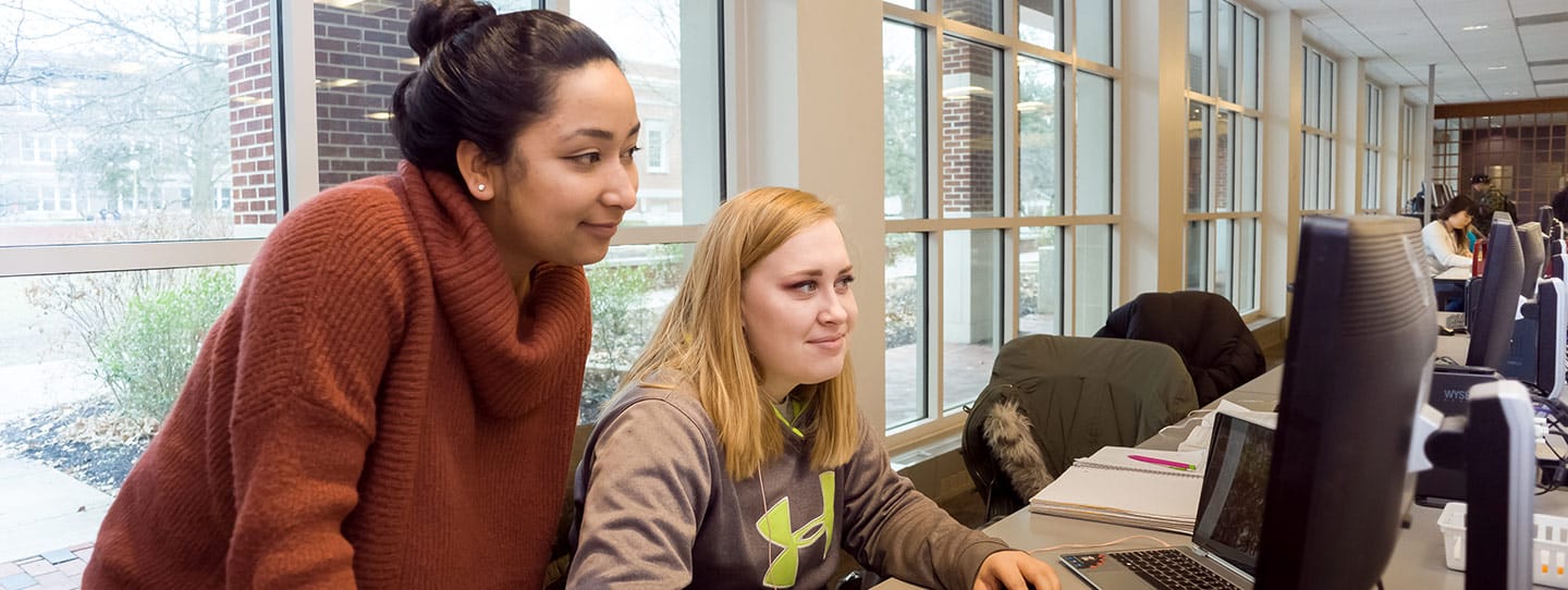 H1-StudentsinLibraryMarch2018-28