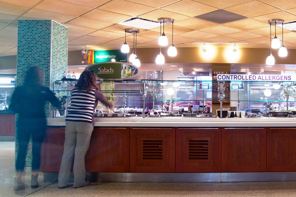 Dining-Hall-Salad-Bar-w