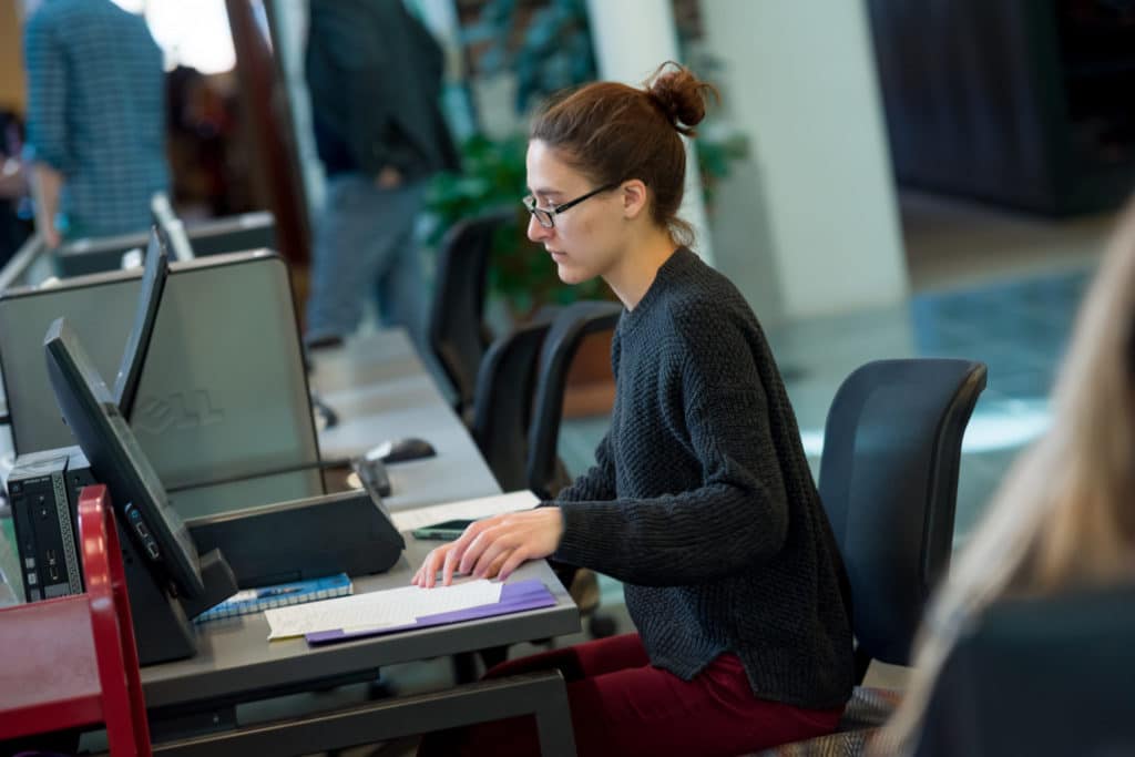 LibraryStudyingApril2019-49-1-scaled-1-1024x683