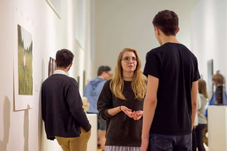 TeaserCard-2SRCGalleryApril2019-2-768x512-min